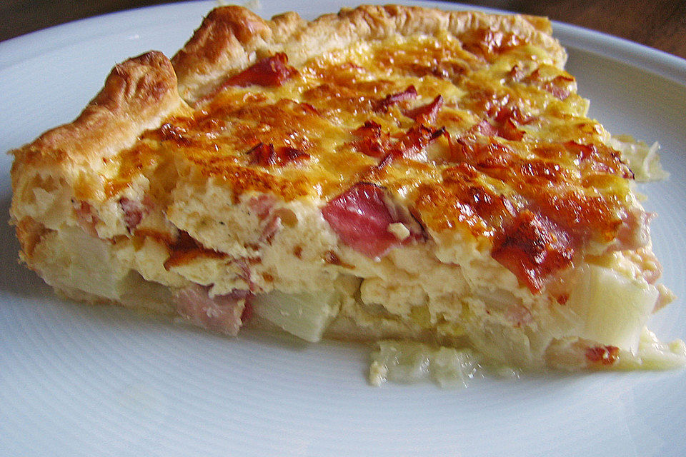 Spargelquiche mit Parmesan