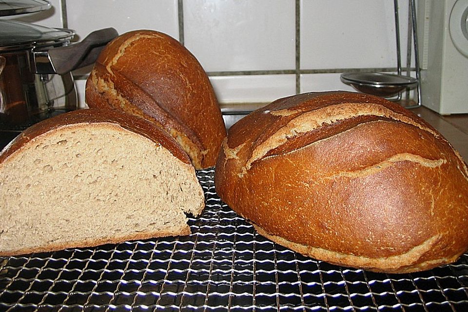 Einfaches Sauerteigbrot