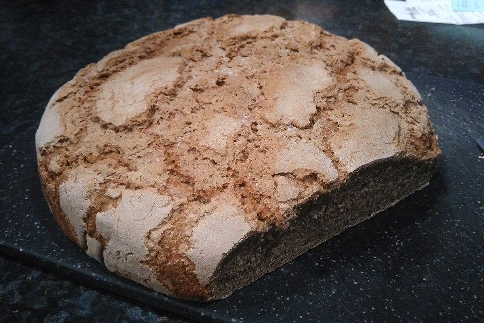 Einfaches Sauerteigbrot