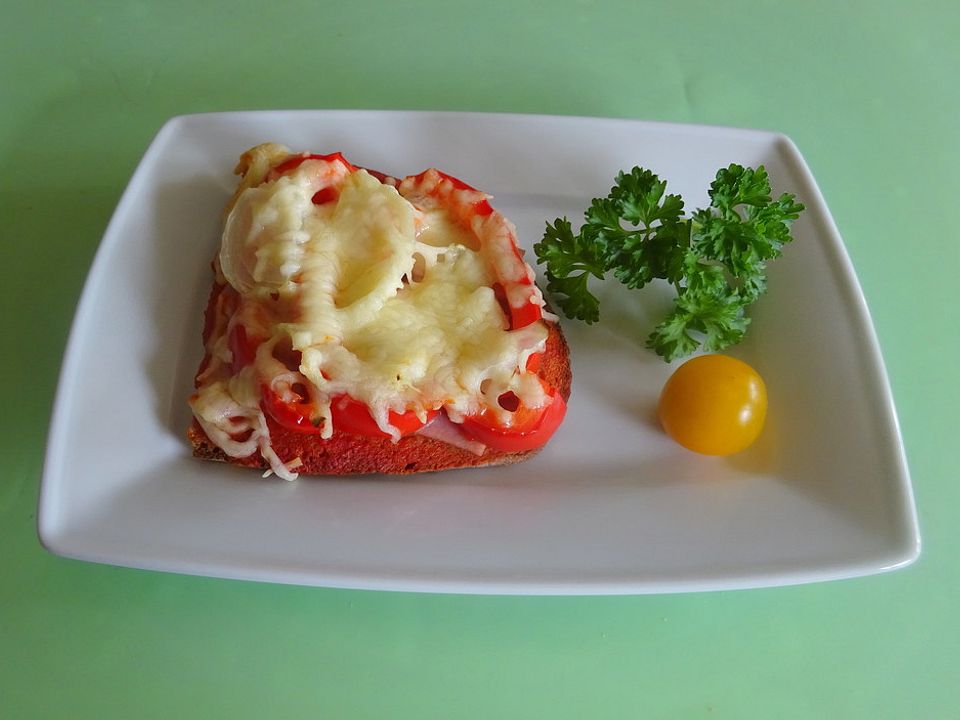 Tomatenbrot mit Käse überbacken von IcemanAC| Chefkoch