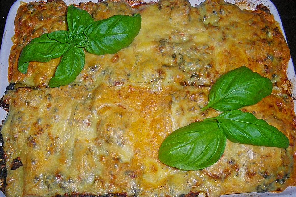 Lasagne mit Spinat und Hackfleisch