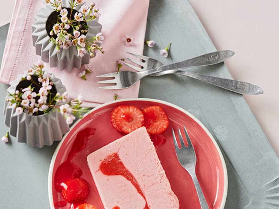 Erdbeer-Parfait mit Fruchtmark von Klompi| Chefkoch