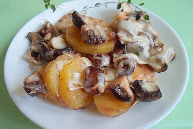 Hähnchen - Champignon - Auflauf von mairose13| Chefkoch
