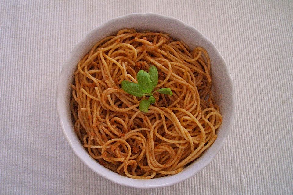 Spaghetti mit Pesto Rosso