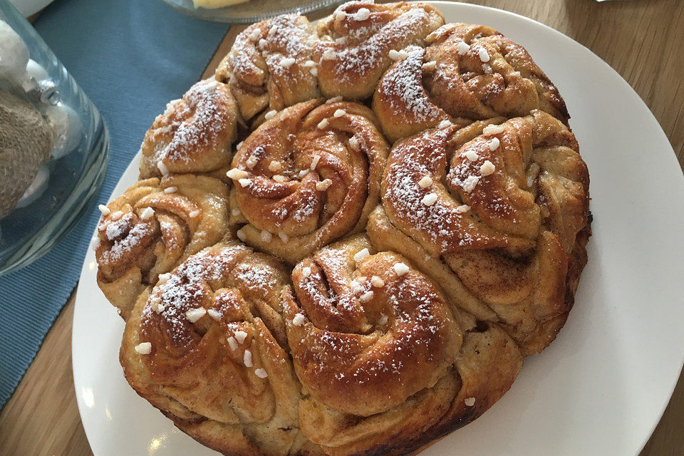 Zimtrollen-Kuchen