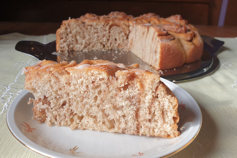 Zimtrollen-Kuchen