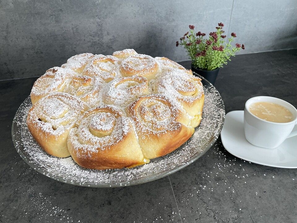 Zimtrollen-Kuchen von karaburun| Chefkoch