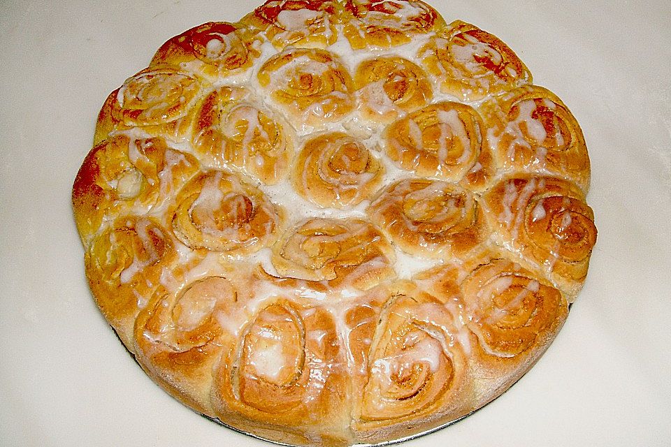 Zimtrollen-Kuchen