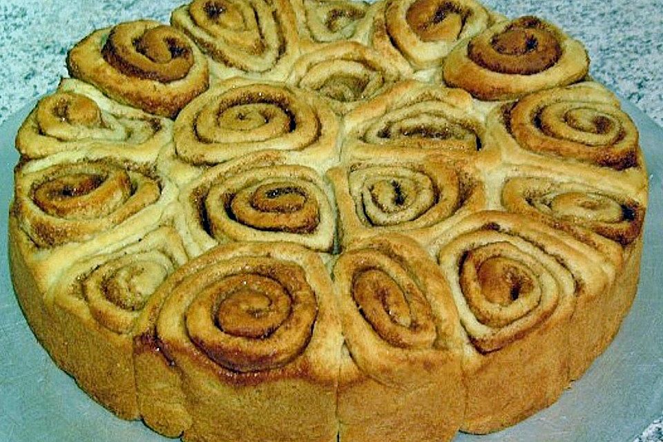 Zimtrollen-Kuchen