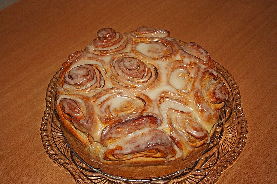 Zimtrollen-Kuchen