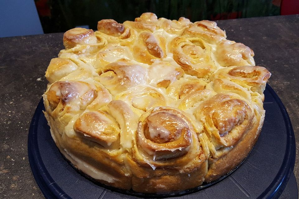 Zimtrollen-Kuchen