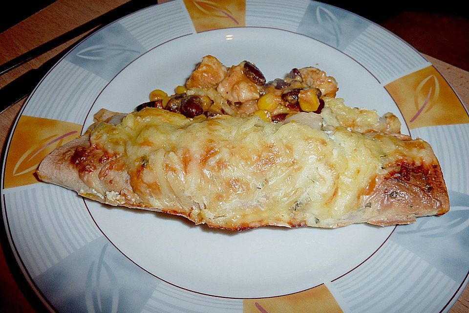 Enchiladas mit Hähnchen und Mais