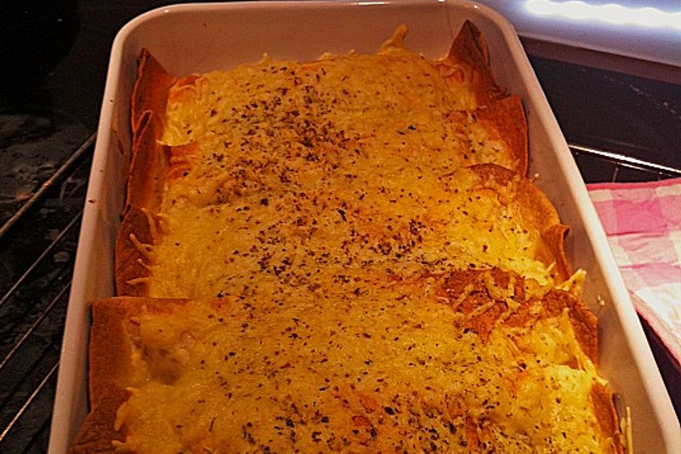 Enchiladas mit Hähnchen und Mais