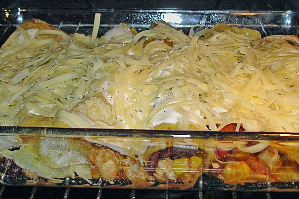 Enchiladas mit Hähnchen und Mais