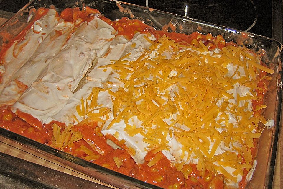 Enchiladas mit Hähnchen und Mais