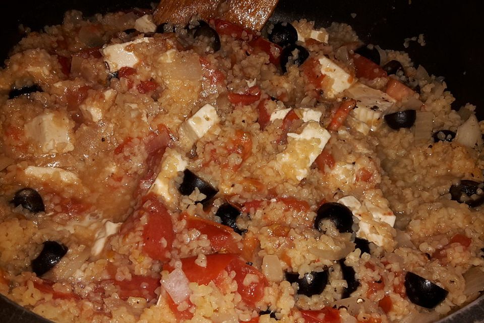 Bulgur - Tomaten - Feta - Pfanne