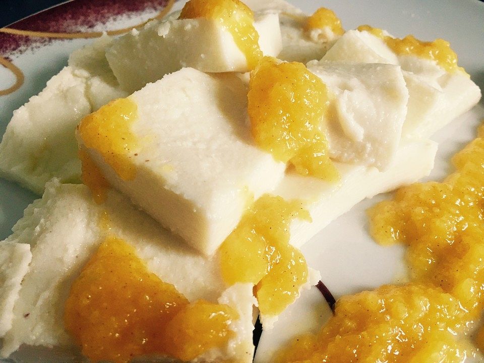 Mandelpudding mit Mangosauce von kleineSchildy| Chefkoch