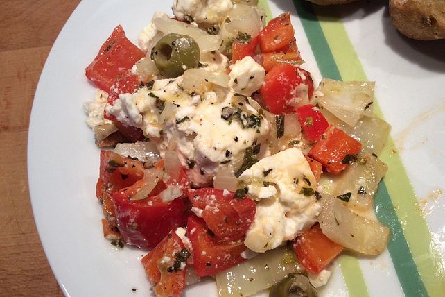 Gegrillter Feta- / Schafskäse mit Tomaten und Paprika von melpihi| Chefkoch