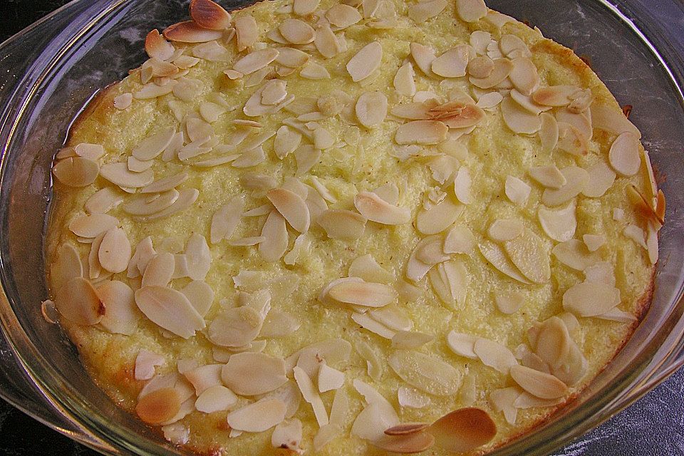 Grießkuchen mit Äpfeln