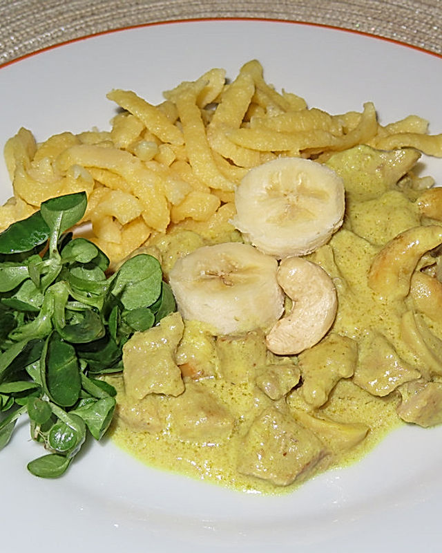 Curry - Geschnetzeltes mit Cashewkernen und Bananen