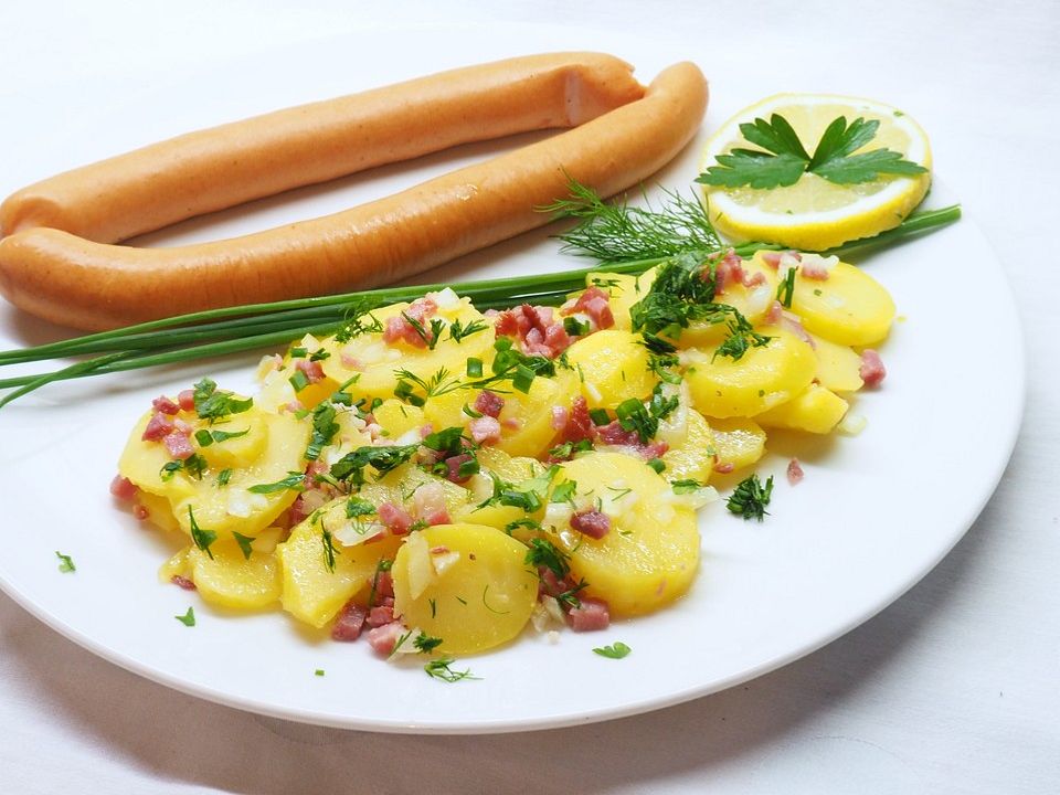 Warmer Kartoffelsalat mit Speck - Kochen Gut | kochengut.de