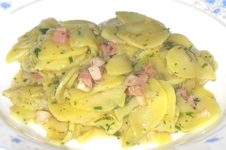 Warmer Kartoffelsalat mit Speck