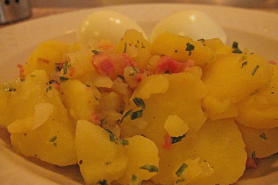 Warmer Kartoffelsalat mit Speck