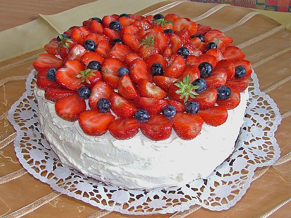 Erdbeer - Vanille - Torte von Heddu | Chefkoch