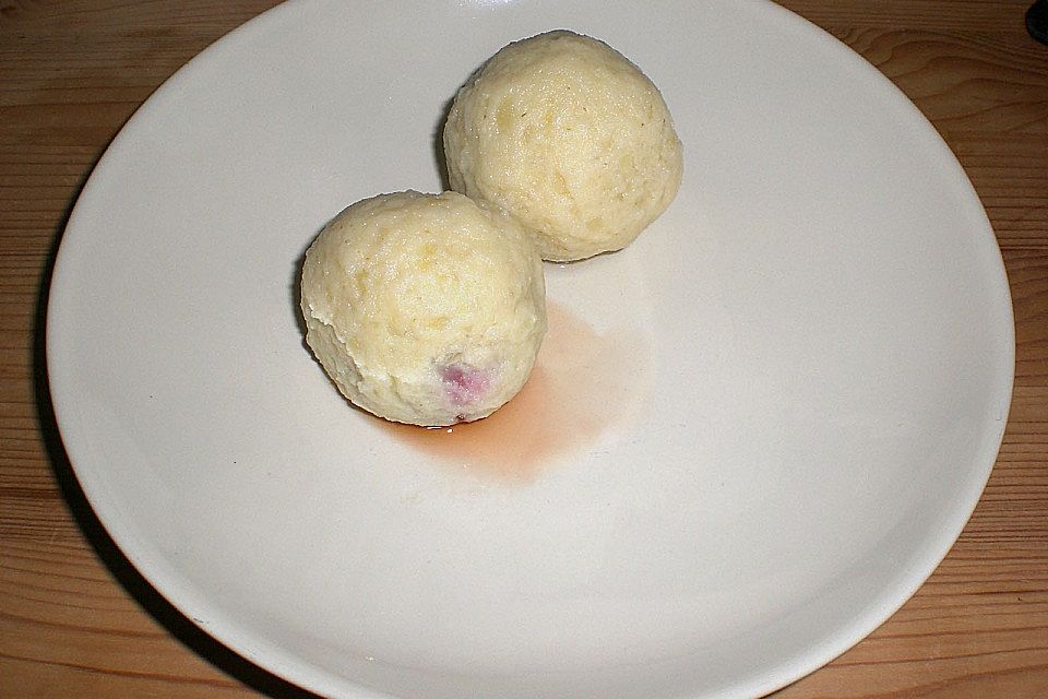 Zwetschgenknödel