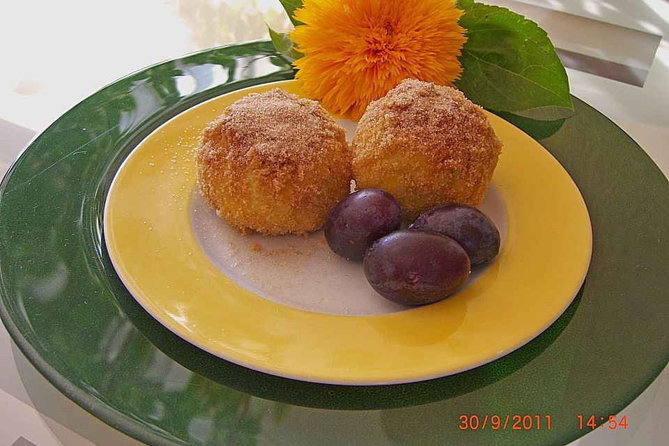 Zwetschgenknödel