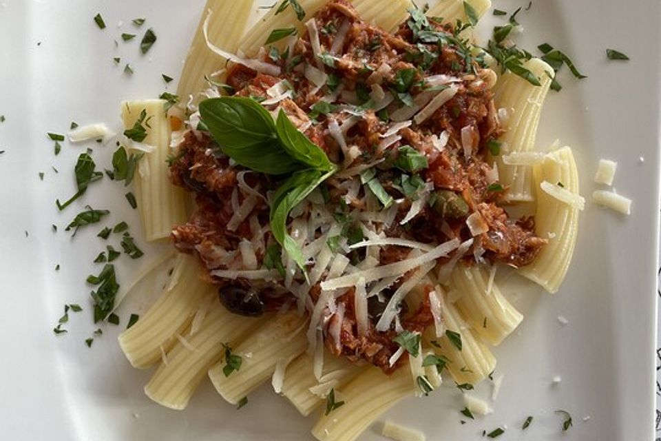 Tomaten - Thunfischsoße zu Spaghetti