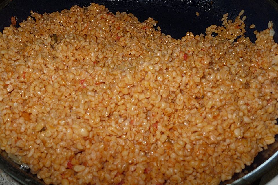 Bulgur mit Tomaten