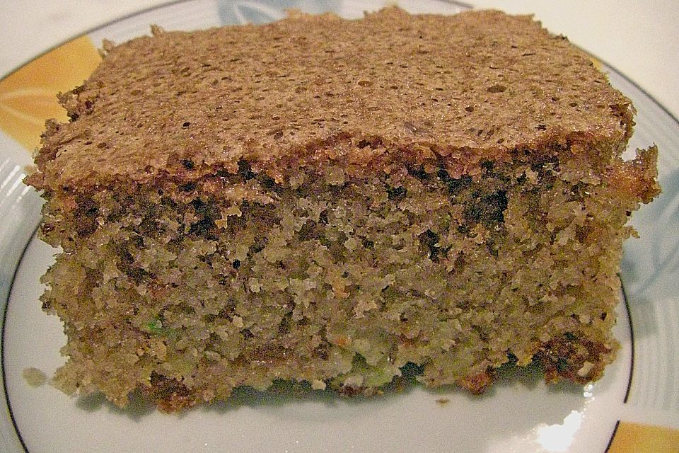 Süßer Zucchinikuchen mit Grieß