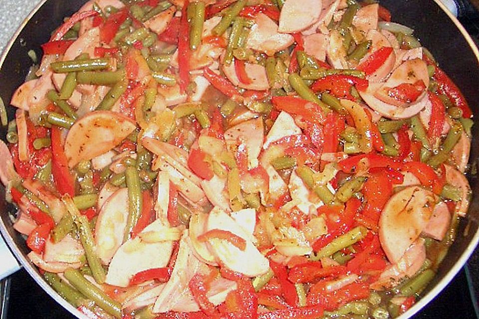 Scharfes Wurstgulasch Scharfes Wurstgulasch
