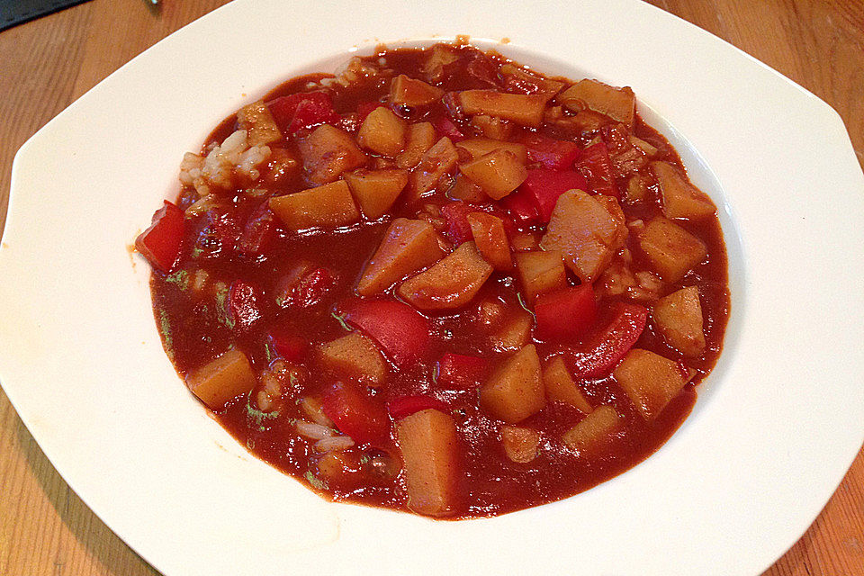 Kartoffel-Paprika-Gulasch