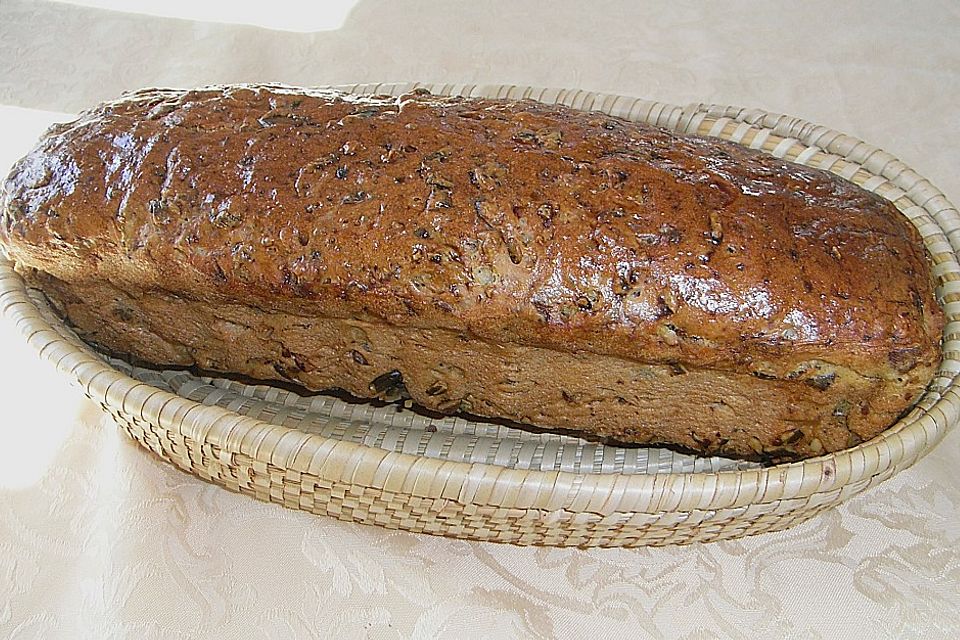 Steirisches Kürbiskern-Brot mit Kürbiskernöl