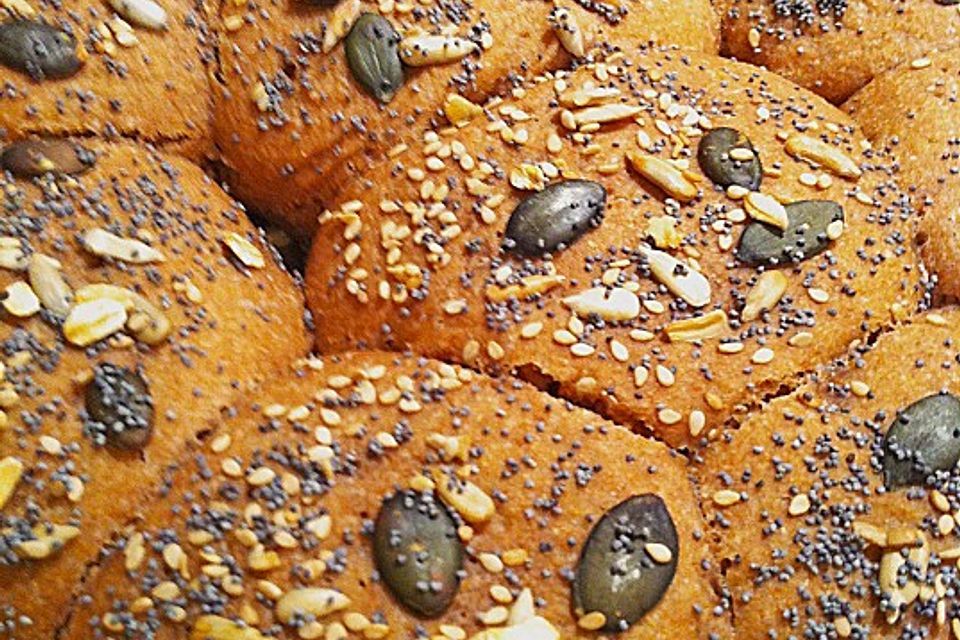 Steirisches Kürbiskern-Brot mit Kürbiskernöl