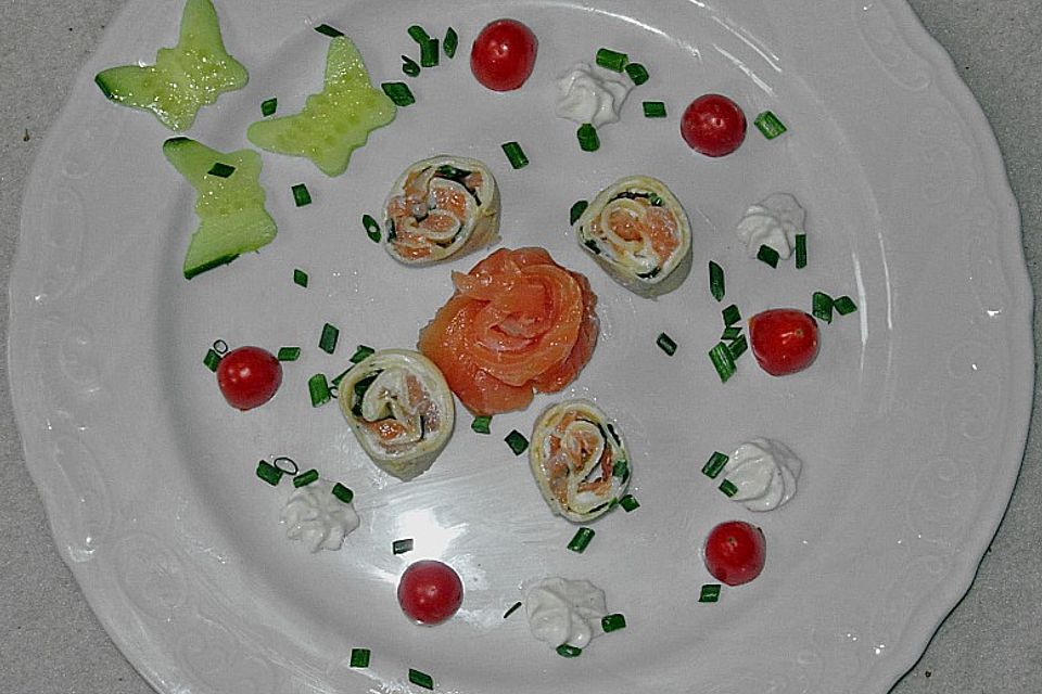 Lachs - Crêpe Roulade