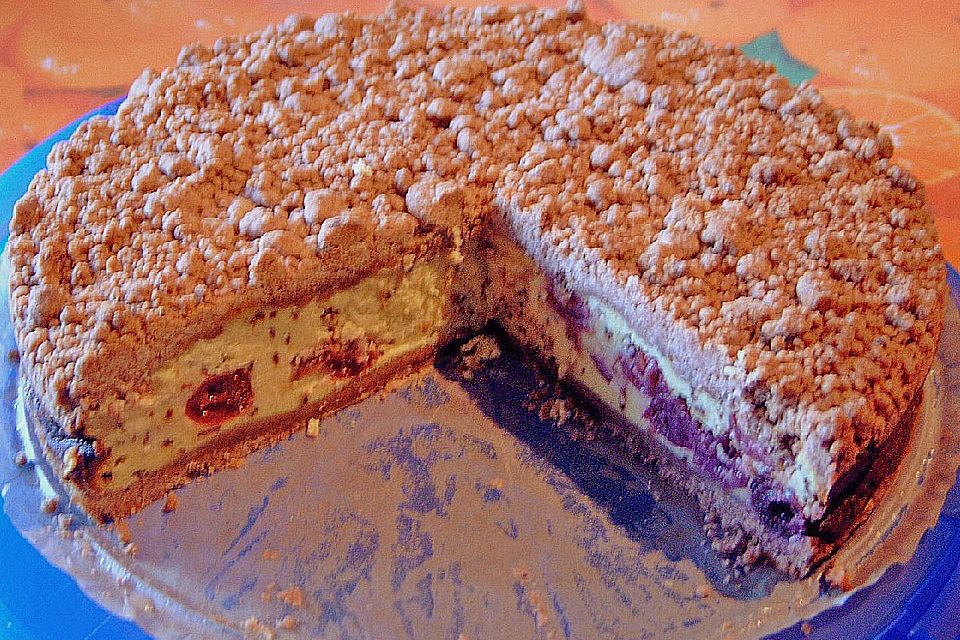 Schoko - Streuselkuchen mit Vanille - Kirschfüllung