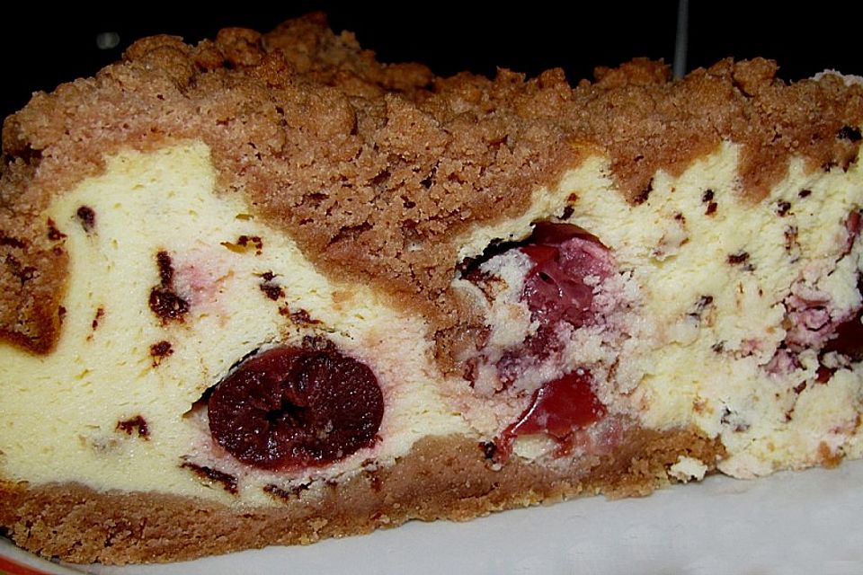 Schoko - Streuselkuchen mit Vanille - Kirschfüllung