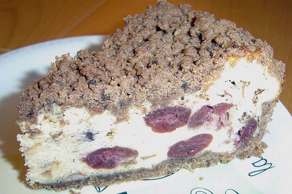 Schoko - Streuselkuchen mit Vanille - Kirschfüllung