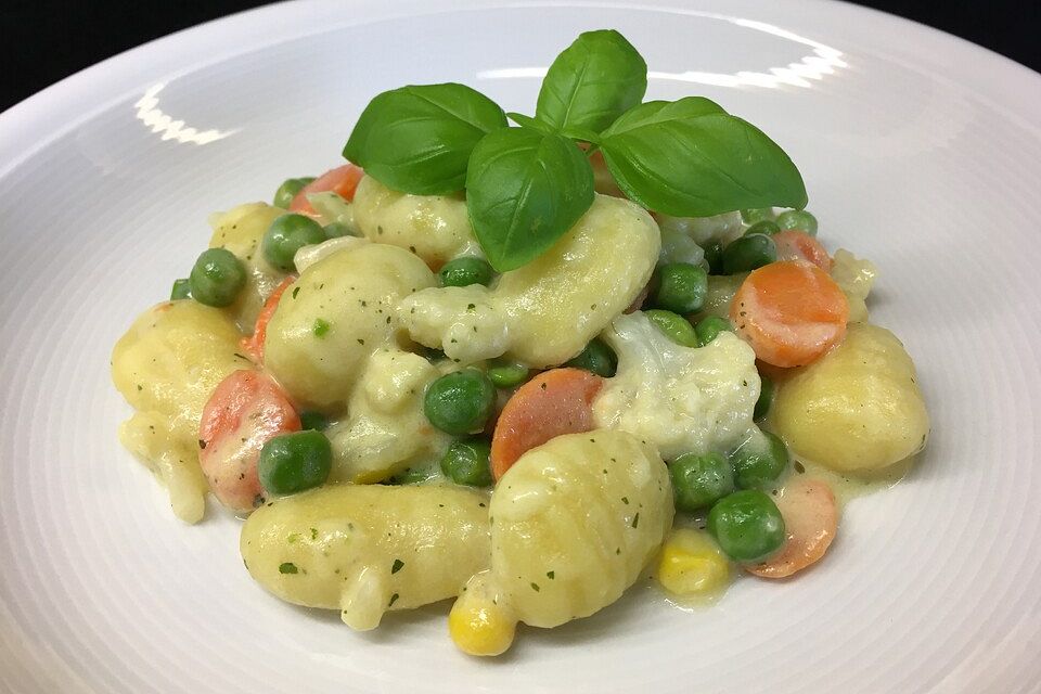 Gemüse - Rahm - Gnocchi