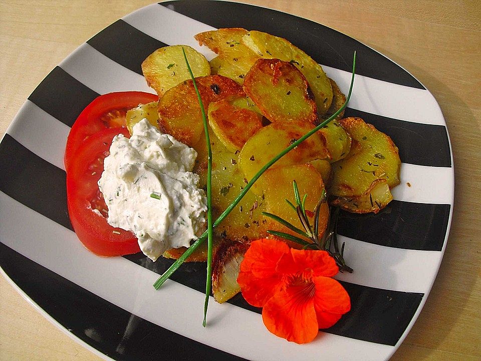 Kräuter - Röstkartoffeln von krase | Chefkoch