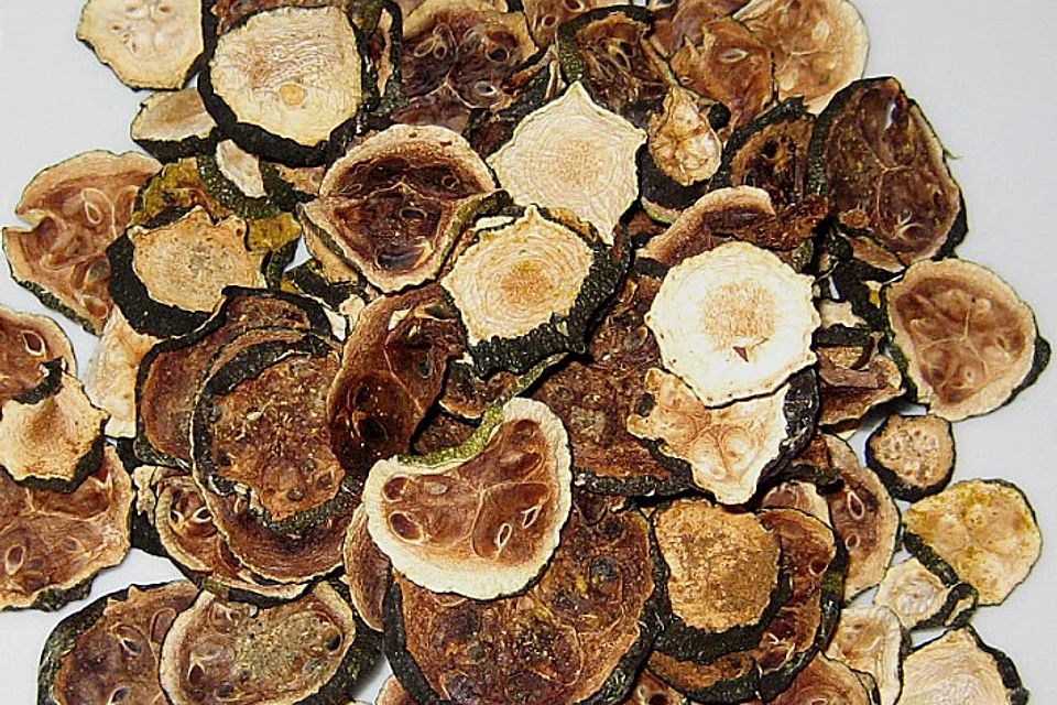 Gedörrte Zucchinichips Gedörrte Zucchinichips