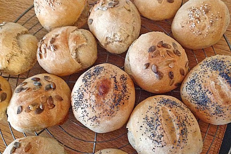 Dinkelbrötchen