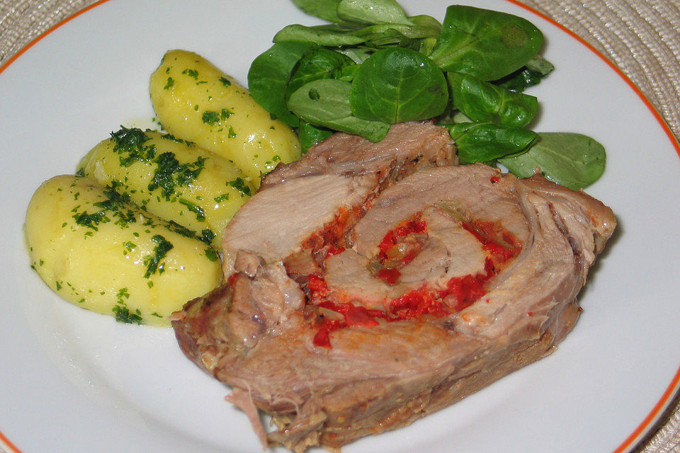 Schweinebraten mit Paprikafüllung