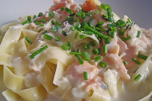 7 - Minuten - Lachs - Sauce zu Pasta von sonnenschweif| Chefkoch