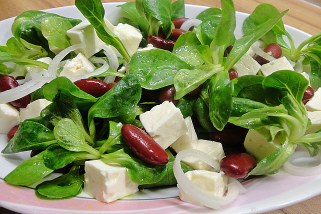 Feldsalat mit roten Bohnen und Schafskäse von ulkig| Chefkoch