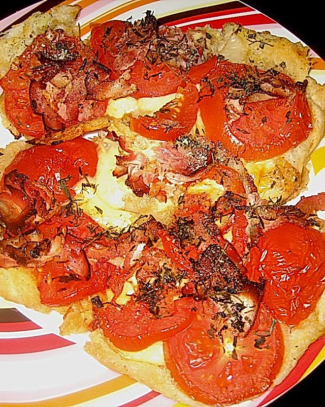 Tomatenkuchen mit Speck