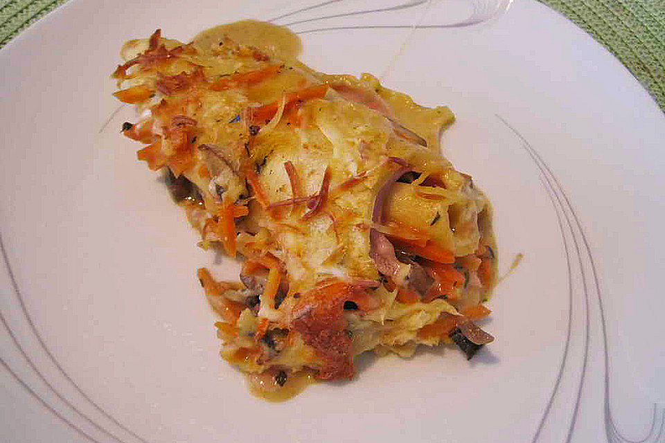 Überbackene Pfannkuchen mit Pilzragout